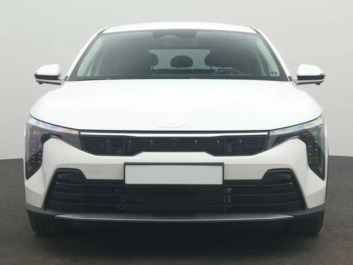 Neu Kia K4 150 PS (110 kW) 2026 Snow white pearl Limousine