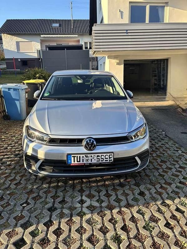 Gebraucht VW Polo Comfortline 95 PS (69 kW) 2023 Grau Kleinwagen