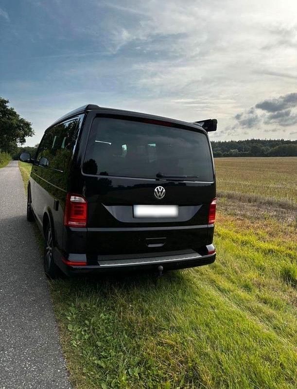 Używany VW California Beach 204 KM (150 kW) 2018 Czarny Van