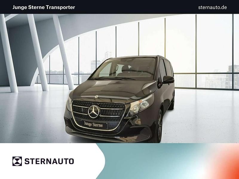 Obsidianschwarz metallic Gebraucht 2024 Mercedes V220 Style Van / Kleinbus | 59.950 € - Bild 1/4