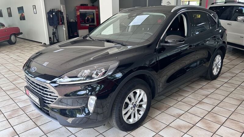 Obsidianschwarz metallic Gebraucht 2021 Ford Kuga Titanium SUV | 19.990 € (Guter Preis) - Bild 1/4