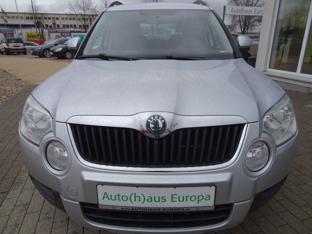 Gebraucht Skoda Yeti Active 105 PS (77 kW) 2010 Silber metallic SUV