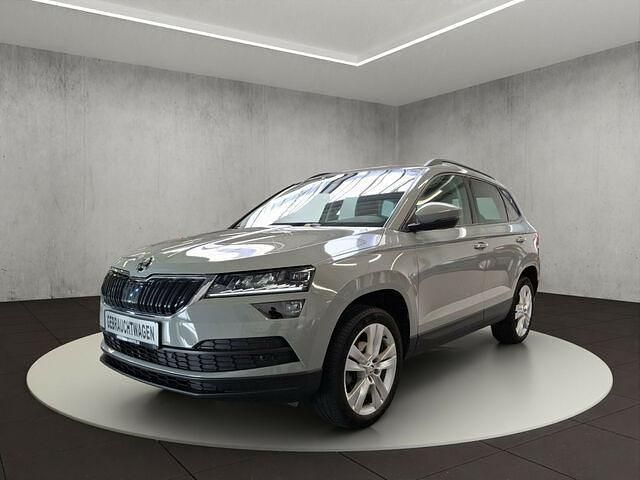 Grau Gebraucht 2022 Skoda Karoq Style SUV | 23.700 € (Fairer Preis) - Bild 1/2