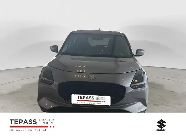 Neu Suzuki Swift Comfort+ 83 PS (61 kW) 2026 Silber Kleinwagen