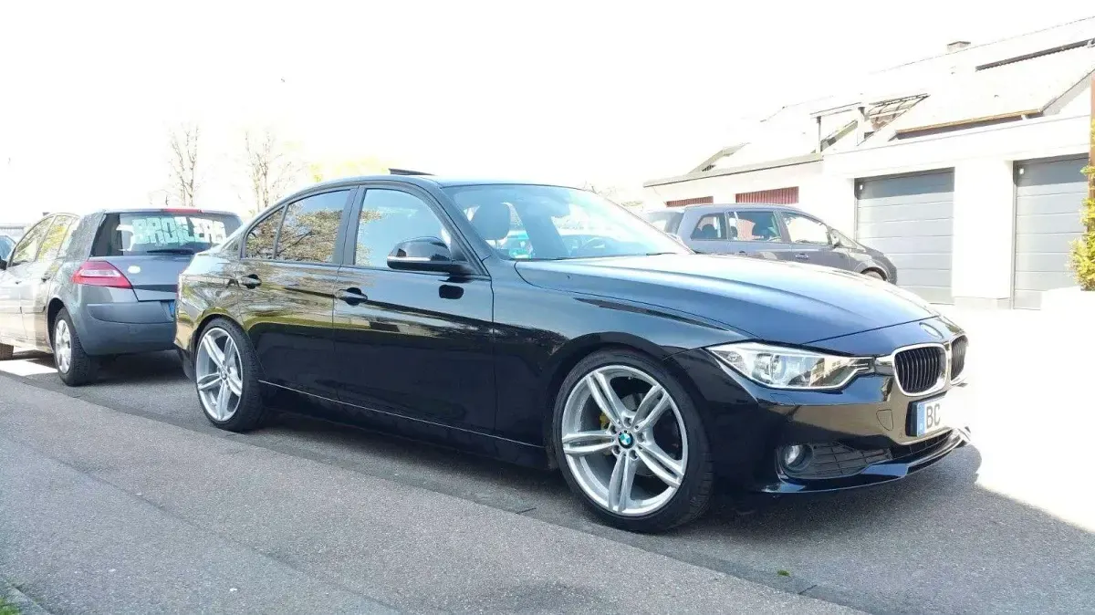 Gebraucht BMW 316 Performance 116 PS (85 kW) 2013 Schwarz Limousine