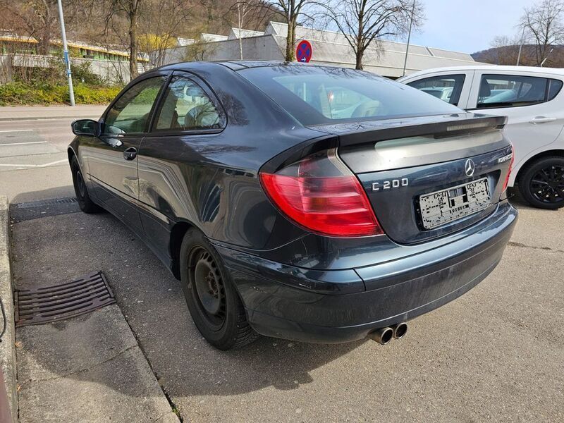 Gebraucht Mercedes C200 163 PS (119 kW) 2003 Schwarz Coupé