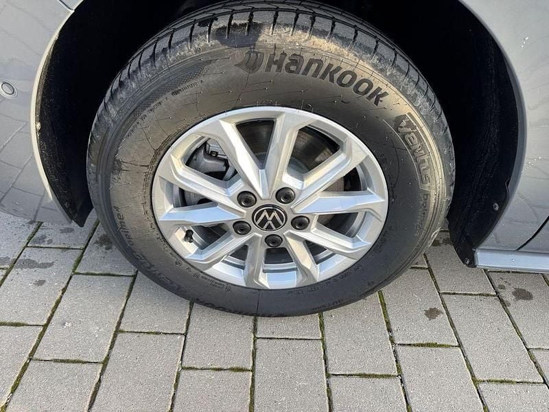 Neu VW Multivan Family 150 PS (110 kW) 2025 Grau Van