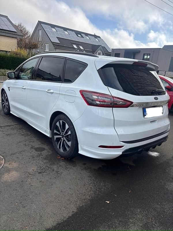 Gebraucht Ford S-MAX ST-Line 160 PS (117 kW) 2019 Weiß Van / Kleinbus