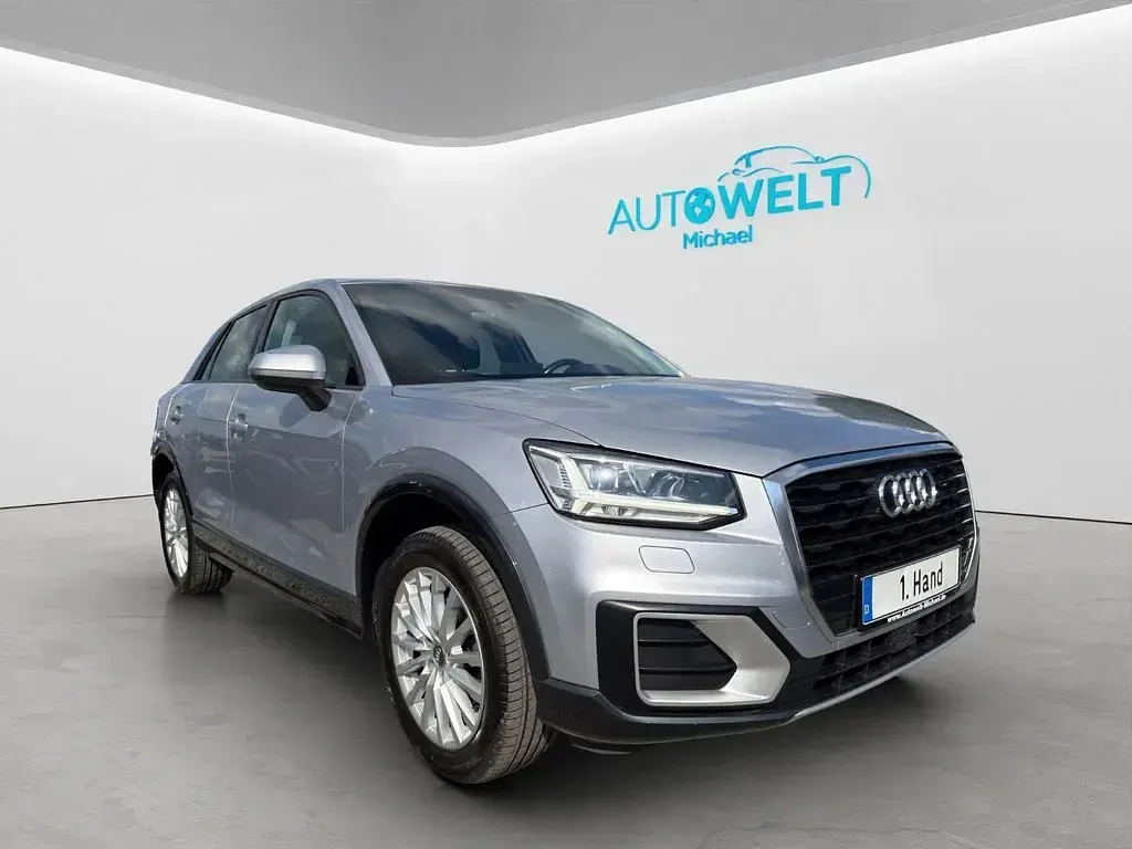 Gebraucht Audi Q2 Ambiente 116 PS (85 kW) 2019 Silber SUV