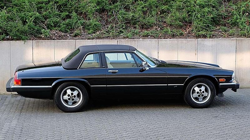 Gebraucht Jaguar XJS 264 PS (194 kW) 1986 Jet black Cabrio