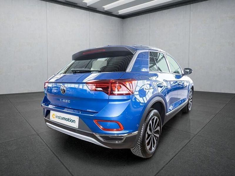Gebraucht VW T-Roc 150 PS (110 kW) 2025 Blau SUV