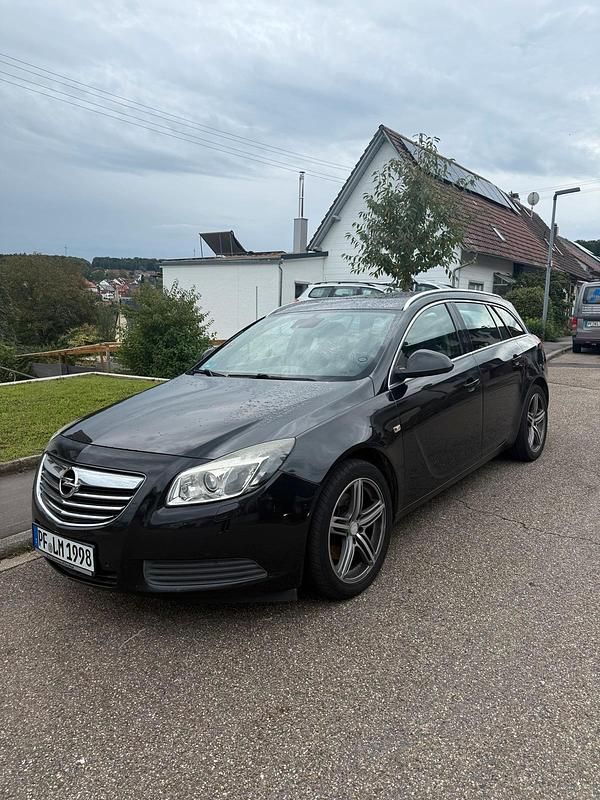 Schwarz Gebraucht 2010 Opel Insignia Kombi | 1.200 € (Superpreis) - Bild 1/4