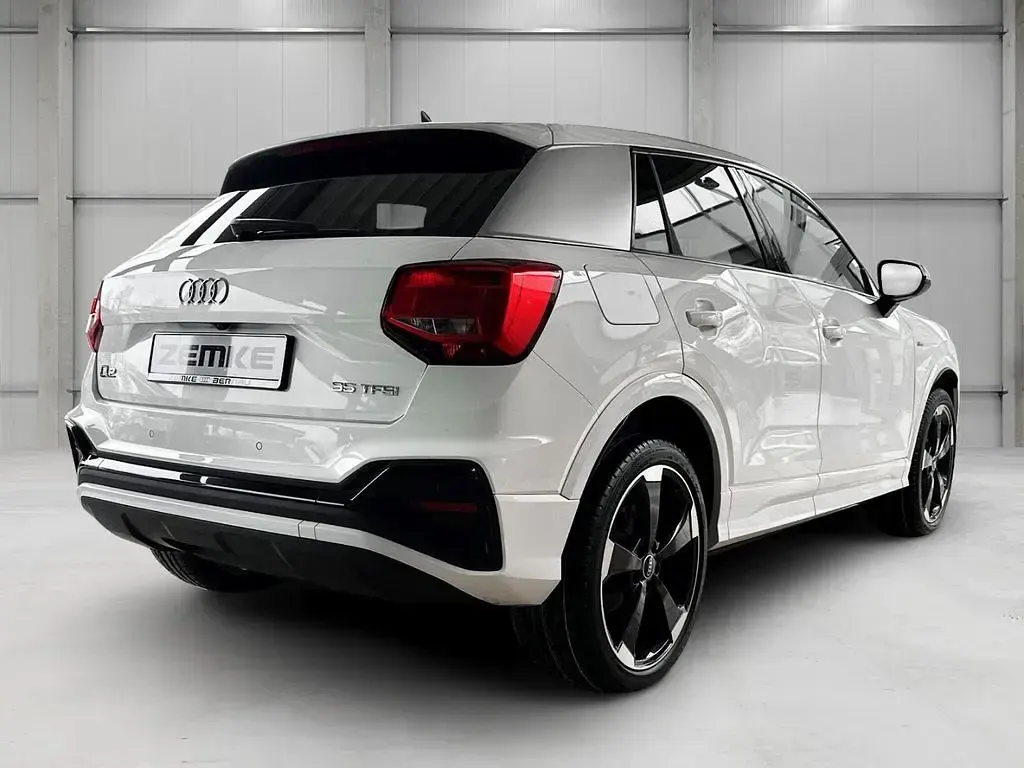 Gebraucht Audi Q2 S-Line 150 PS (110 kW) 2023 Ibisweiß SUV