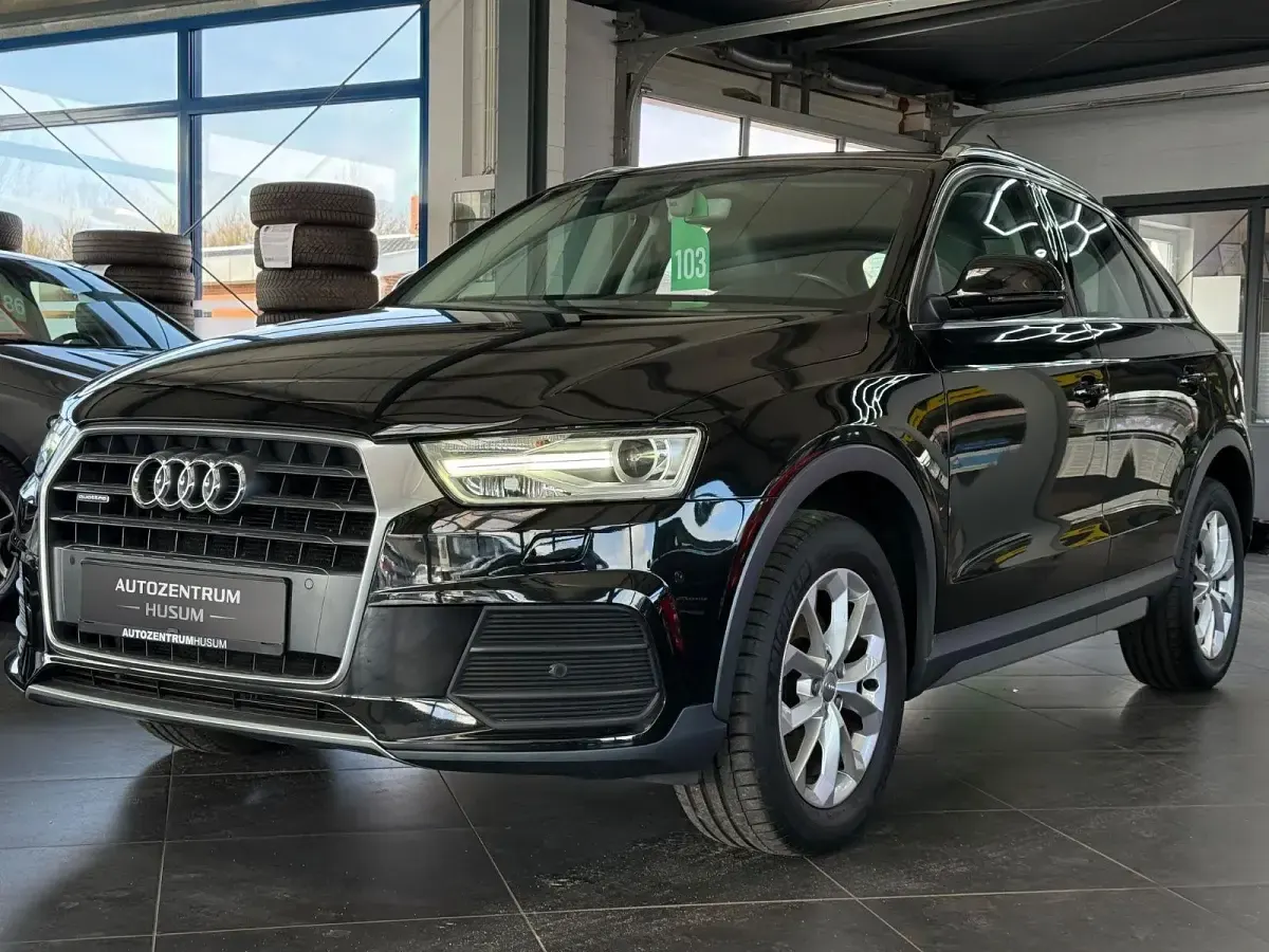 Gebraucht Audi Q3 Design 184 PS (135 kW) 2016 Mythosschwarz SUV
