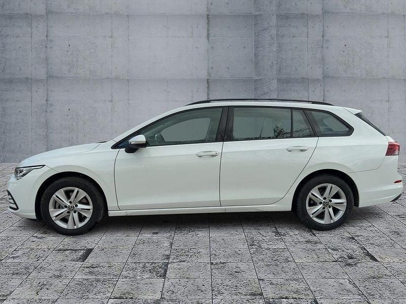 Gebraucht VW Golf VIII Life 116 PS (85 kW) 2024 Weiß Kombi