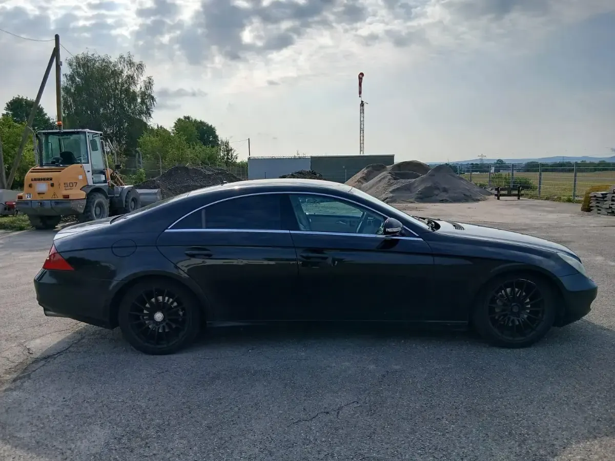 Gebraucht Mercedes CLS320 224 PS (164 kW) 2007 Schwarz Coupé