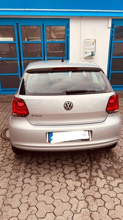 Gebraucht VW Polo Trendline 69 PS (50 kW) 2010 Silber Kleinwagen