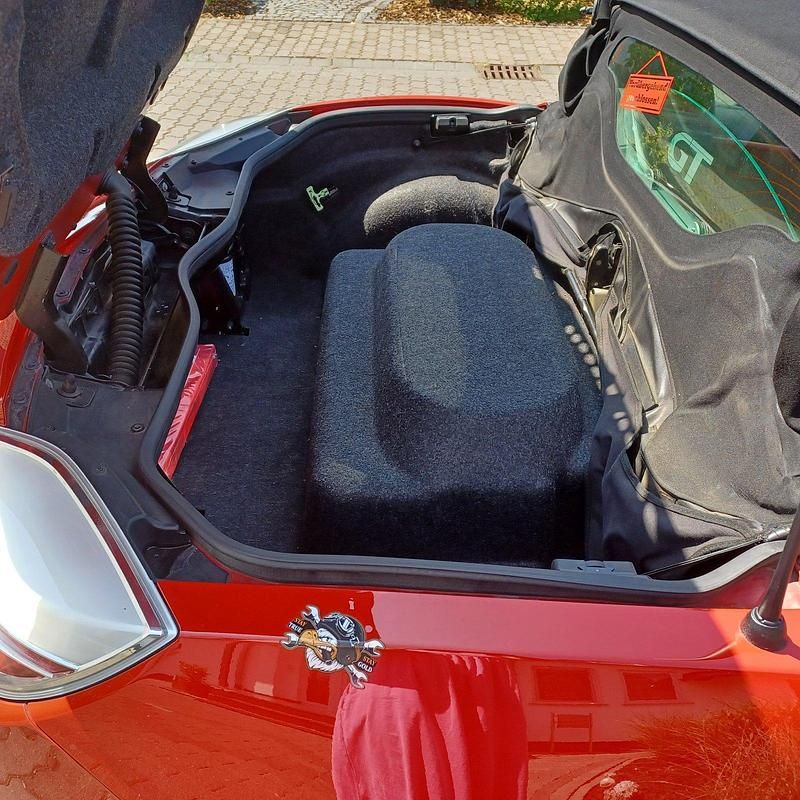 Second-hand Opel GT 264 CP (194 kW) 2008 Roșu Cabrio