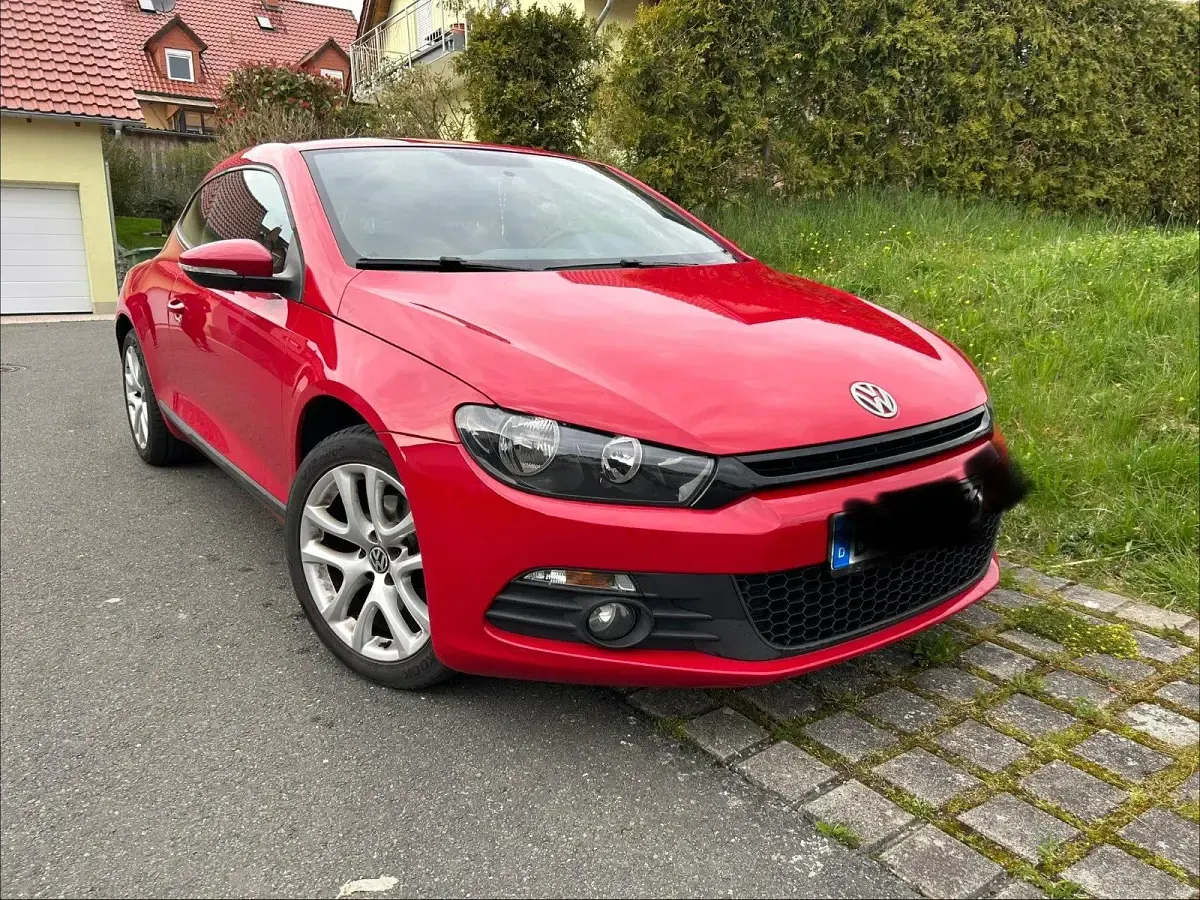 Second-hand VW Scirocco 122 CP (89 kW) 2010 Roșu Coupe