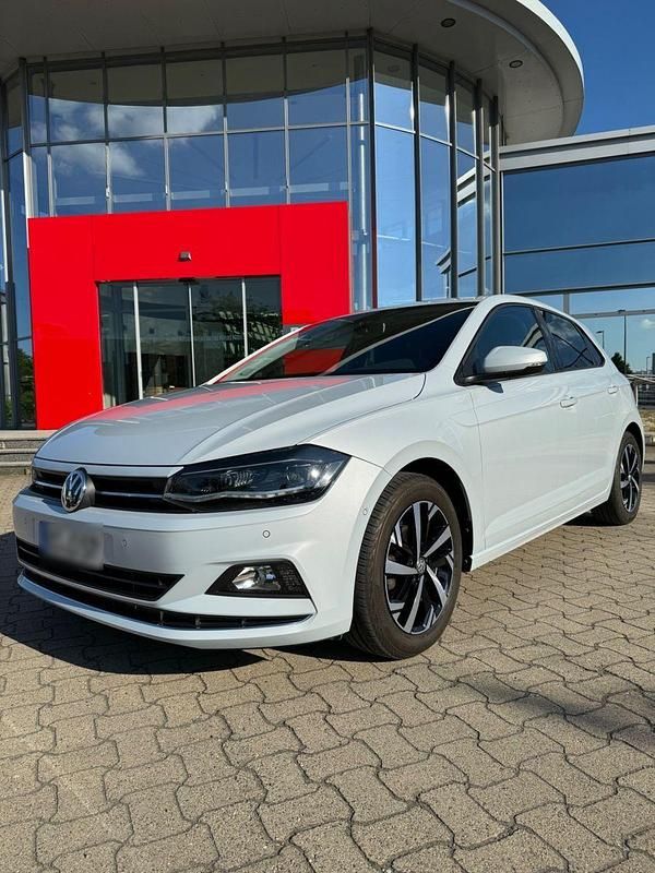 Gebraucht VW Polo Highline 95 PS (69 kW) 2018 Weiß Kleinwagen