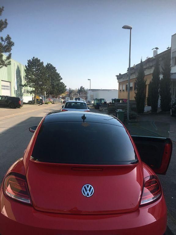 Gebraucht VW Beetle Exclusive 150 PS (110 kW) 2017 Rot Kleinwagen