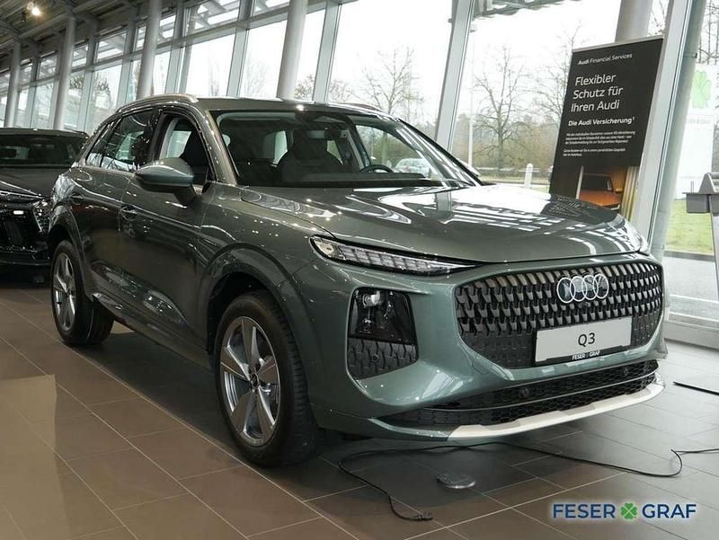 Gebraucht Audi Q3 Advanced 150 PS (110 kW) 2025 Salbeigrün metallic SUV