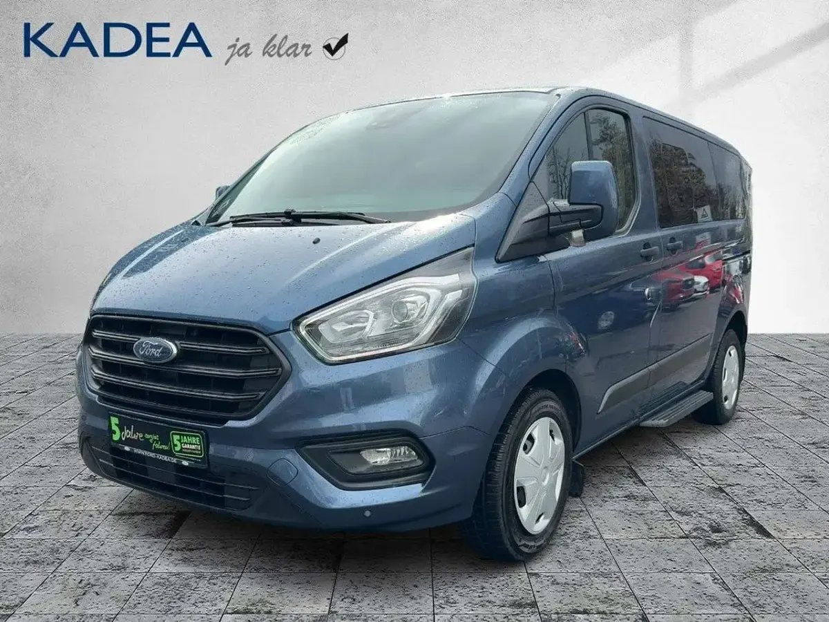 Gebraucht Ford Transit Custom 185 PS (136 kW) 2021 Chromablau metallic Kombi