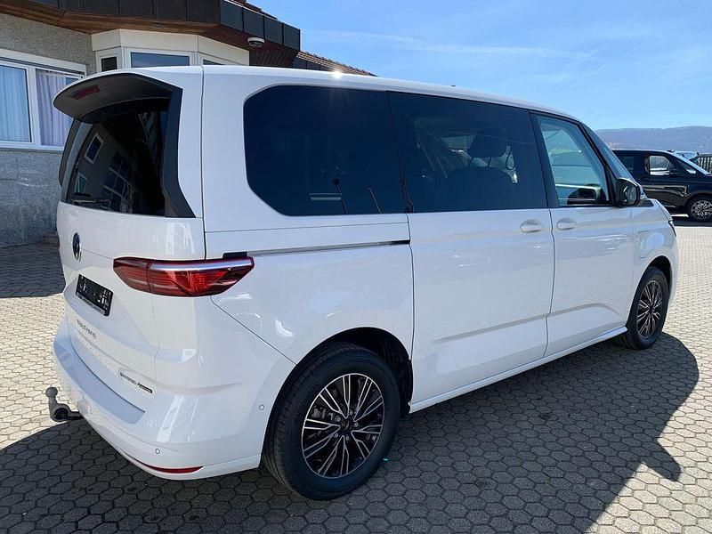 Neu VW Multivan Business 245 PS (180 kW) 2026 Candy weiss Van