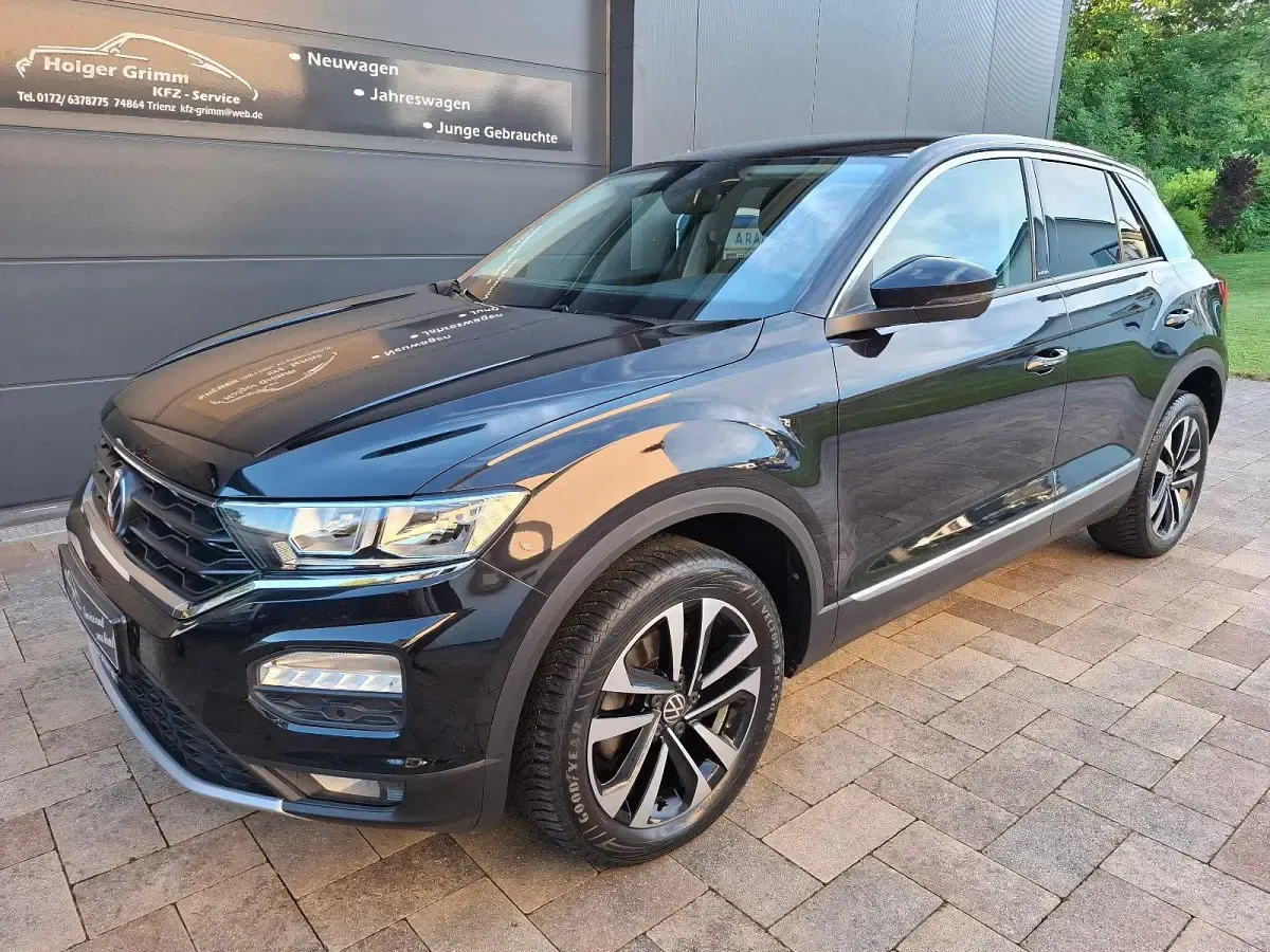 Gebraucht VW T-Roc United 150 PS (110 kW) 2021 Schwarz SUV