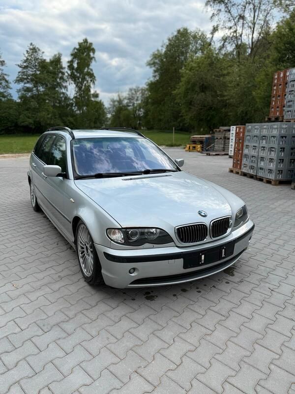 Silber Gebraucht 2001 BMW 325 Limousine | 960 € (Superpreis) - Bild 1/4