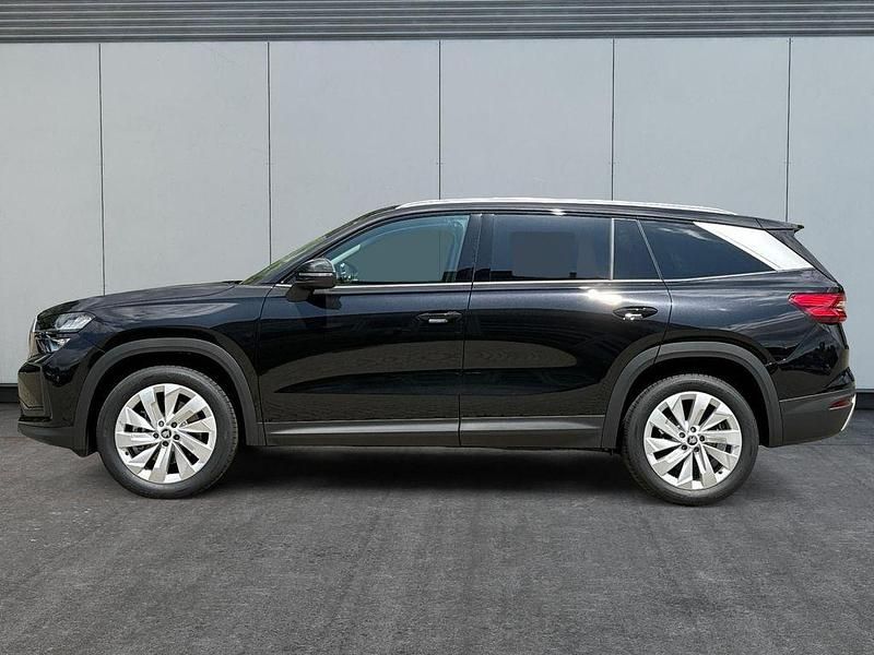 Neu Skoda Kodiaq Selection 150 PS (110 kW) 2025 Moonweiß perleffekt SUV
