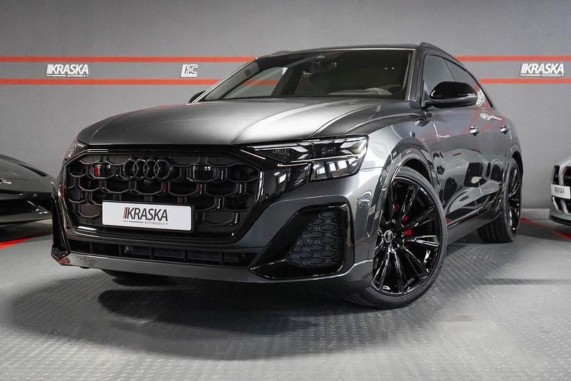 Daytonagrau perleffekt Neu 2025 Audi Q8 S-Line SUV | 99.950 € - Bild 1/4