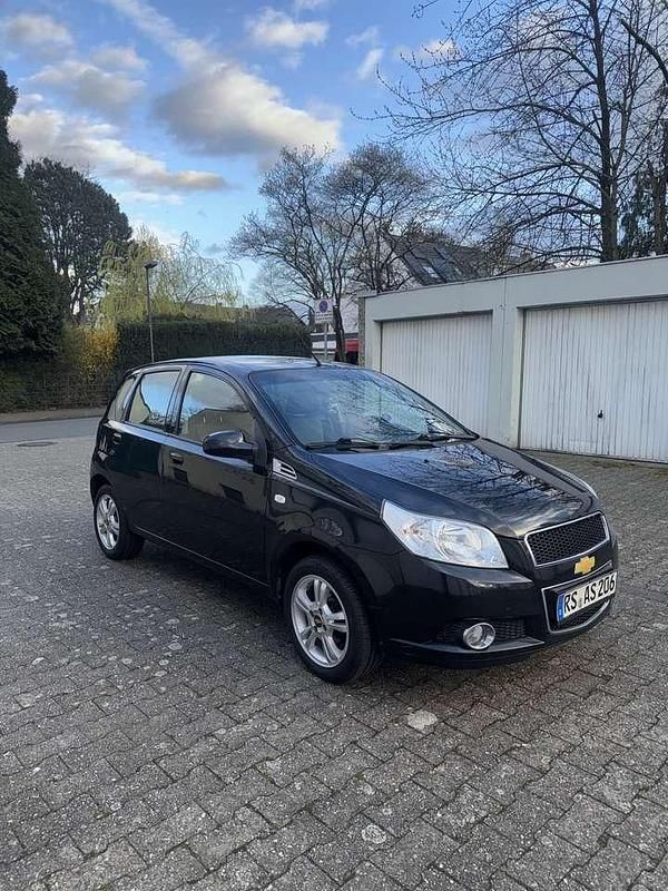 Gebraucht Chevrolet Aveo 101 PS (74 kW) 2009 Schwarz Limousine