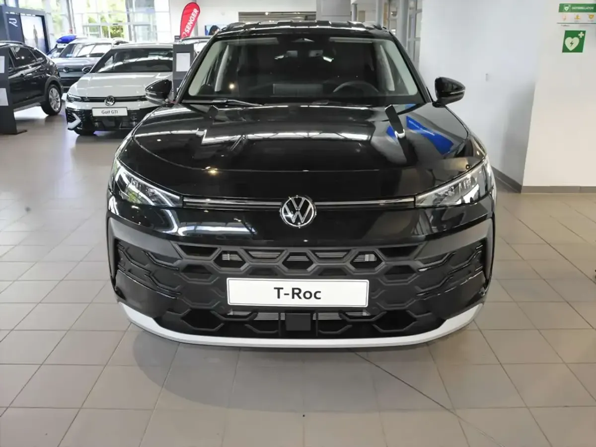 Neu VW T-Roc Comfortline 116 PS (85 kW) 2026 Grenadillschwarz SUV