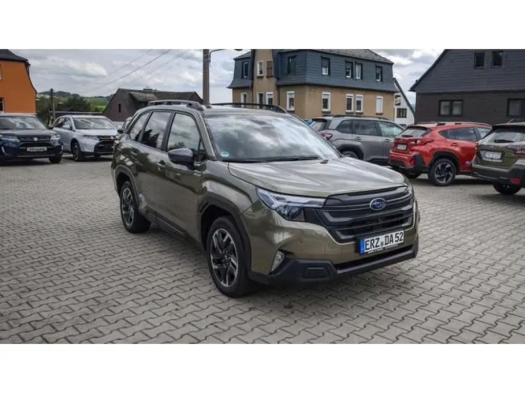 Second-hand Subaru Forester Exclusive+ 136 CP (100 kW) 2025 Verde SUV