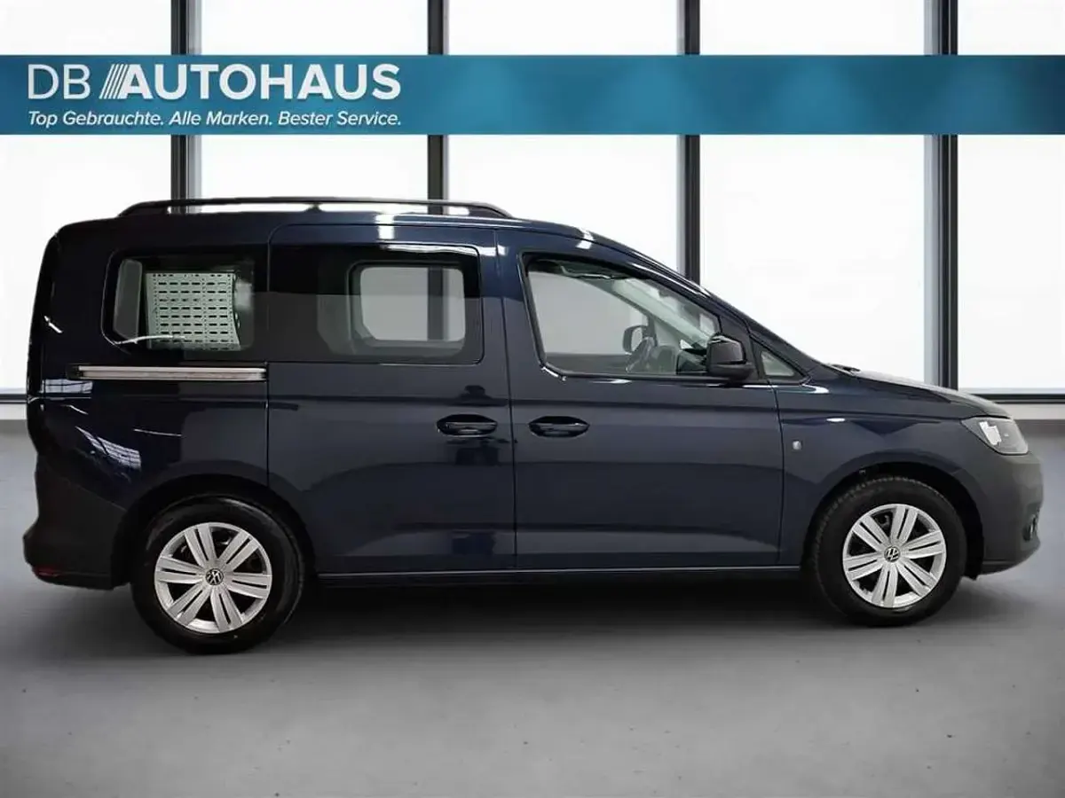 Usata VW Caddy 122 CV (89 kW) 2022 Blu Monovolume