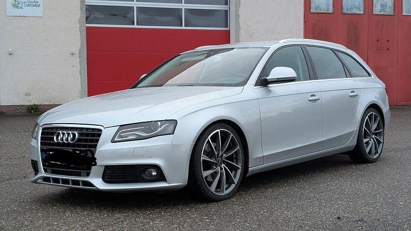 Silber Gebraucht 2008 Audi A4 Ambiente Kombi | 8.500 € (Teuer) - Bild 1/4