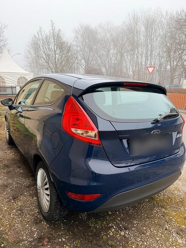 Gebraucht Ford Fiesta 82 PS (60 kW) 2009 Blau Kleinwagen