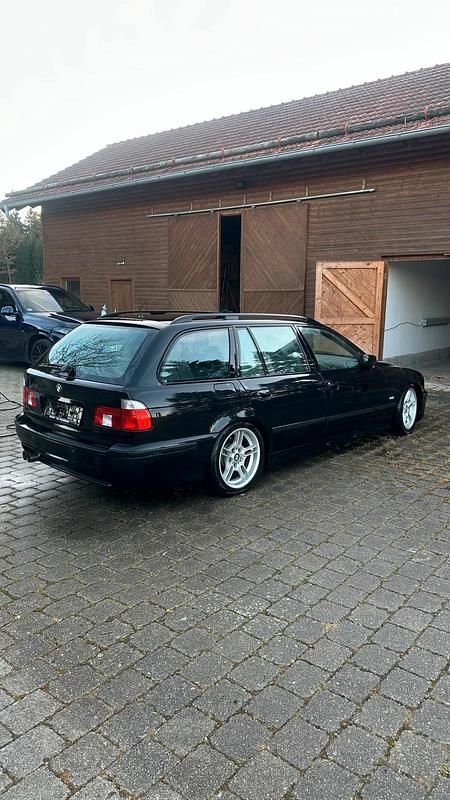 Gebraucht BMW 540 Basis 286 PS (210 kW) 2002 Schwarz Kombi