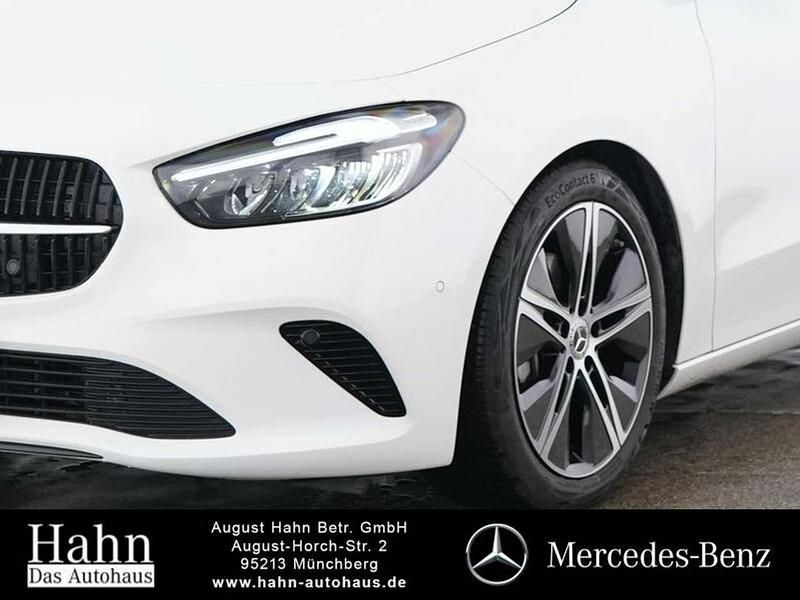 Gebraucht Mercedes B200 Progressive 163 PS (119 kW) 2024 Weiß Van / Kleinbus