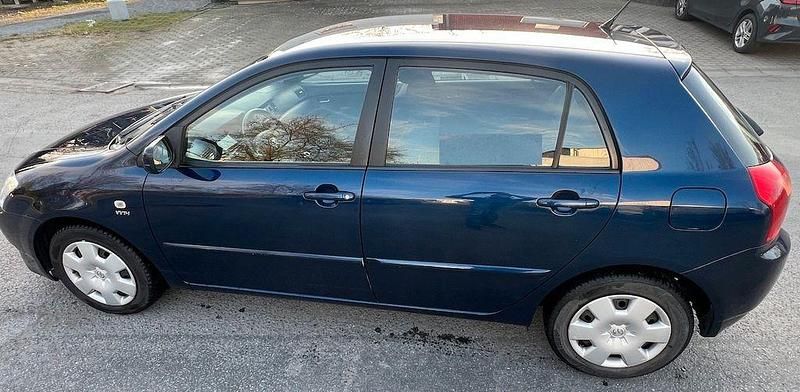 Gebraucht Toyota Corolla Luna 110 PS (80 kW) 2003 Blau Limousine
