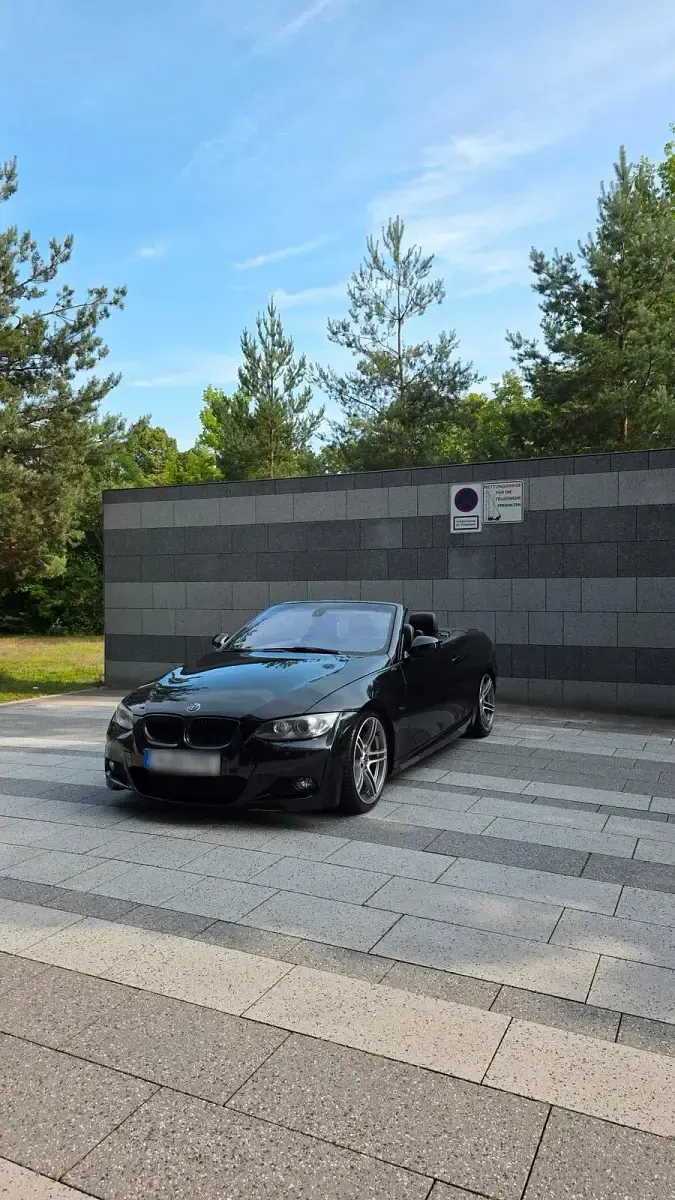 Gebraucht BMW 335 Cabriolet M Sport 306 PS (225 kW) 2011 Schwarz Cabrio