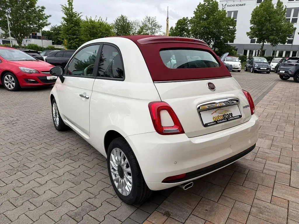 Gebraucht Fiat 500C Basis 69 PS (50 kW) 2023 Vesuvio schwarz / verdeck beige Cabrio
