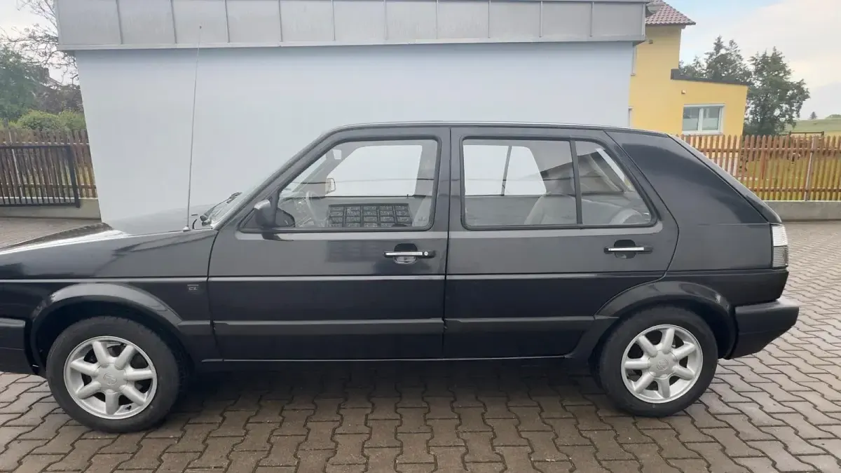 Gebraucht VW Golf II 70 PS (51 kW) 1991 Schwarz Kleinwagen