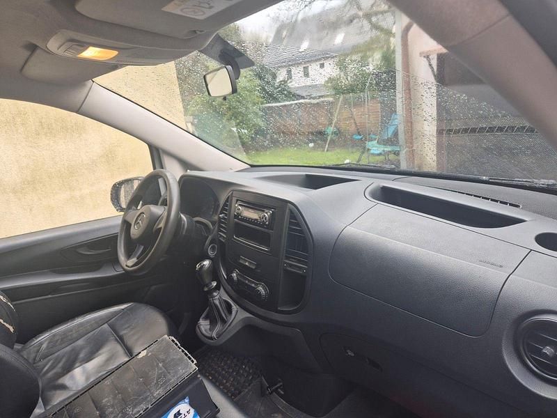 Gebraucht Mercedes Vito 114 PS (83 kW) 2015 Weiß Van
