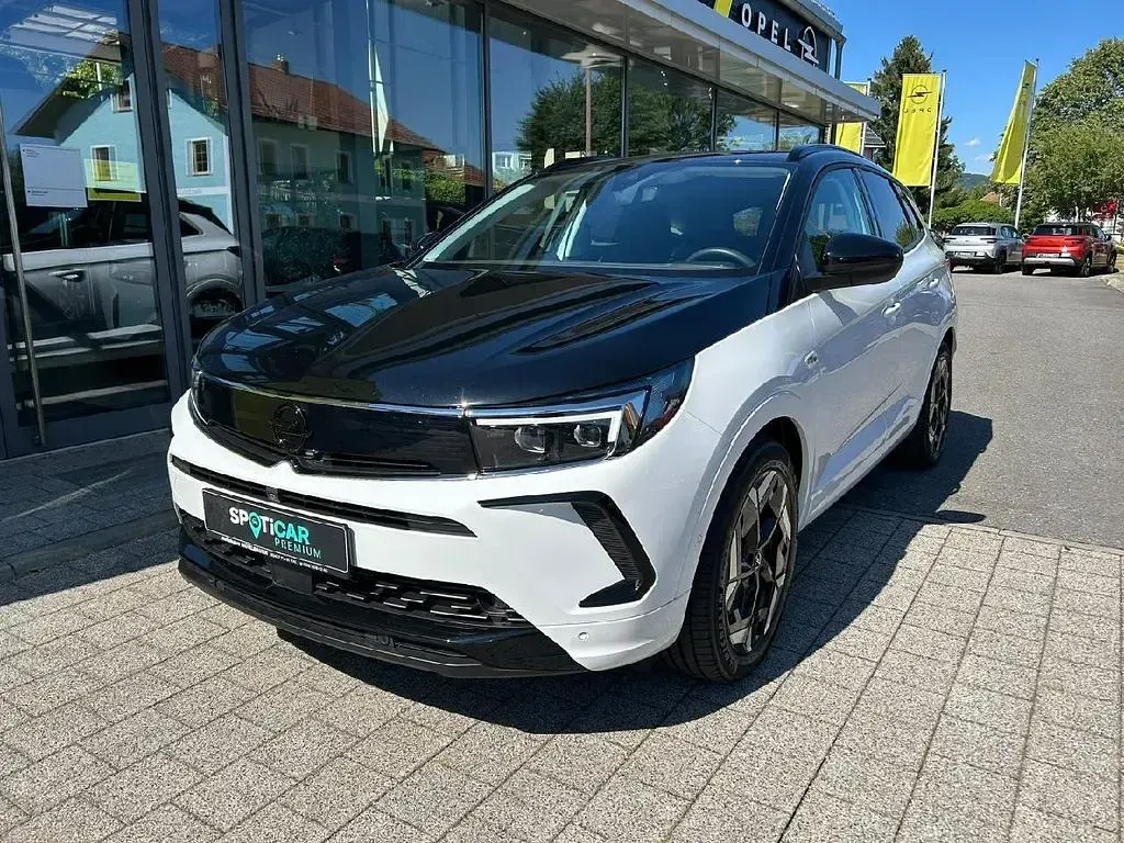 Gebraucht Opel Grandland X GSe 200 PS (147 kW) 2022 Weiß SUV
