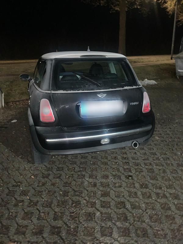 Second-hand Mini Cooper 116 CP (85 kW) 2004 Negru Hatchback