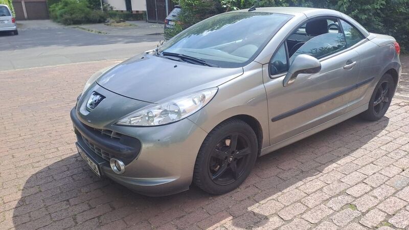 Gebraucht 2008 Peugeot 207 CC Platinum Cabrio | 2.930 € (Fairer Preis) - Bild 1/4