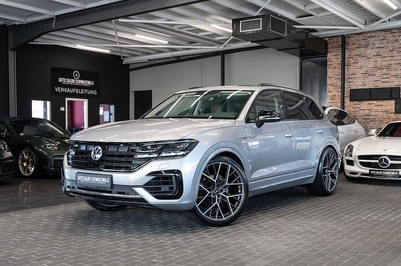 Silber Gebraucht 2019 VW Touareg Style SUV | 49.990 € (Teuer) - Bild 1/4