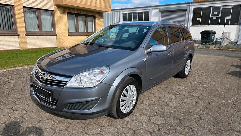 Gebraucht Opel Astra 116 PS (85 kW) 2007 Grau Kombi